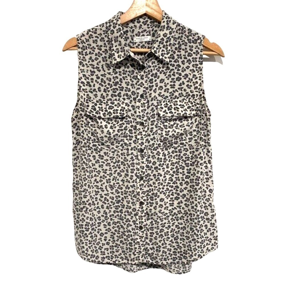 Equipment Femme - 100% silk animal print button up Grey blouse women's Medium
